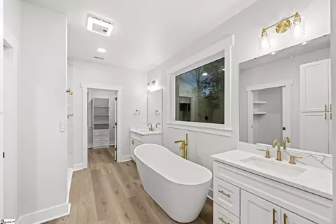 Bath - 106 Ellison Dr, Easley, SC 29642 photo 1 of 6