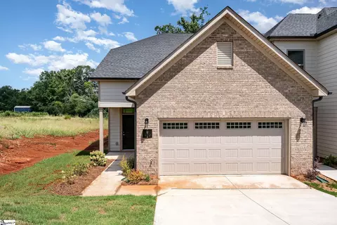 Exterior - 422 Palazzo Pl, Greer, SC 29650 photo 2 of 4