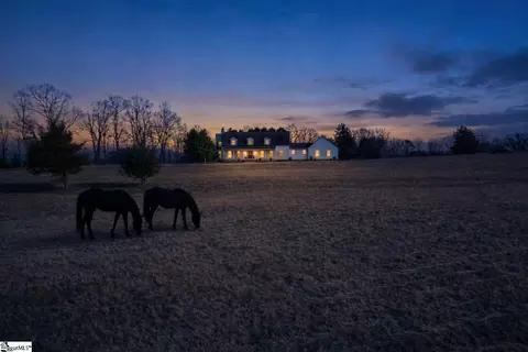 868 Old Hundred Rd, Pelzer, SC 29669