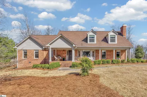 202 Collins Creek Rd, Greenville, SC 29607