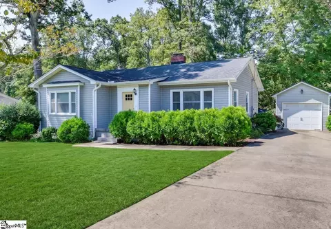 200 Cardinal Dr, Taylors, SC 29687