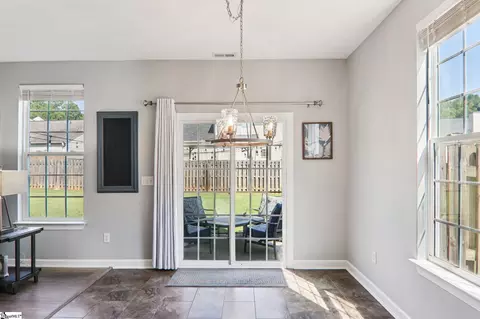 236 Worcester Ln, Easley, SC 29642 photo 11