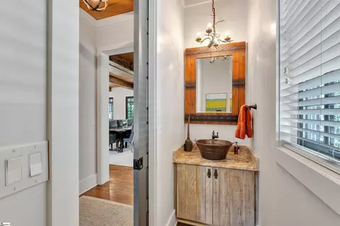 Bath - 155 Village Point Dr, Sunset, SC 29685 photo 1 of 7