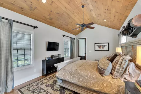 Bedroom - 155 Village Point Dr, Sunset, SC 29685 photo 5 of 5