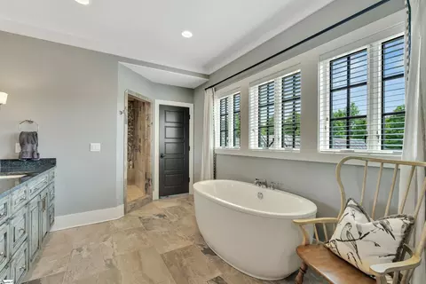 Bath - 155 Village Point Dr, Sunset, SC 29685 photo 3 of 7