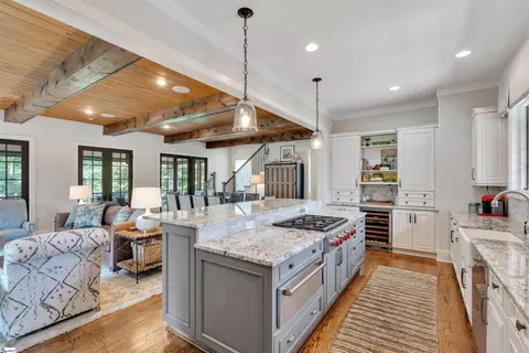 Kitchen - 155 Village Point Dr, Sunset, SC 29685 photo 2 of 2