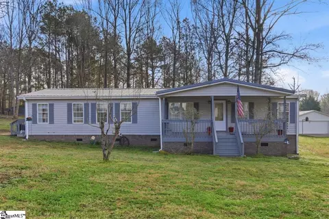 409 W Bagwell Rd, Liberty, SC 29657