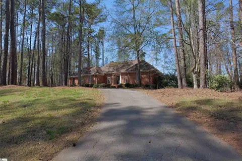 106 Carolina Club Dr, Spartanburg, SC 29306