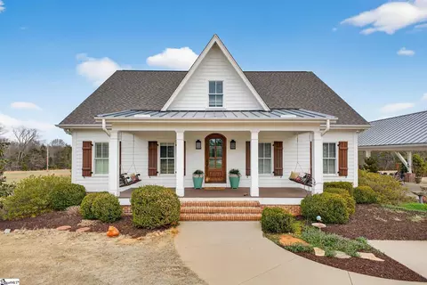 2062 Knighton Chapel Rd, Fountain Inn, SC 29644