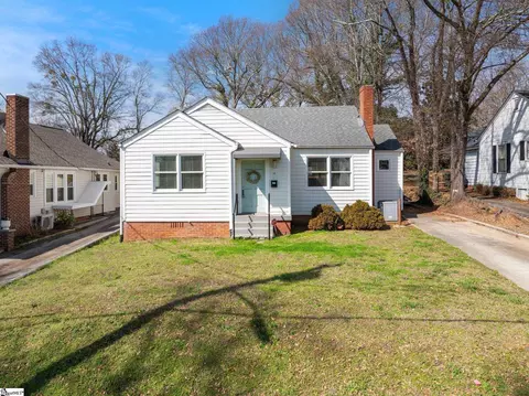 10 Waccamaw Ave, Greenville, SC 29605