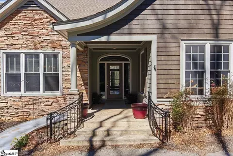 Exterior - 3 Rustic Ct, Landrum, SC 29356 photo 2 of 9