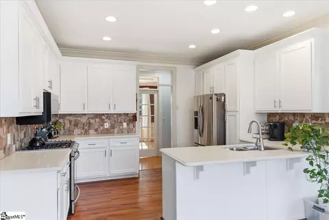 Kitchen - 3 Rustic Ct, Landrum, SC 29356 photo 1 of 6
