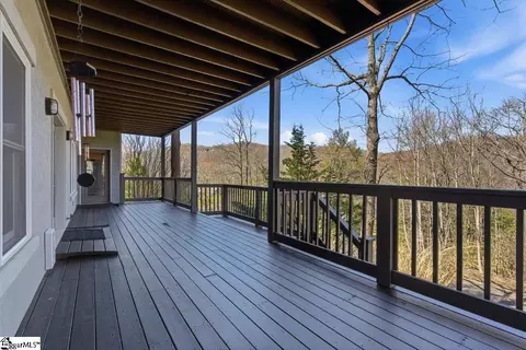 Exterior - 3 Rustic Ct, Landrum, SC 29356 photo 4 of 9