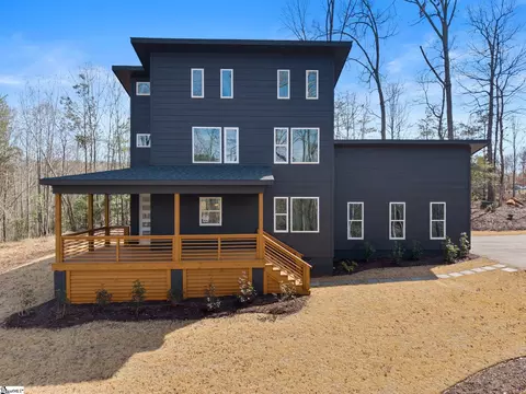 645 Canterbury Rd, Piedmont, SC 29673