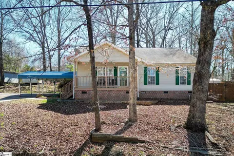 614 Saluda Dr, Piedmont, SC 29673