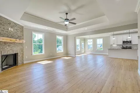 Living - 761 Ruby Golightly Dr, Inman, SC 29349 photo 3 of 5