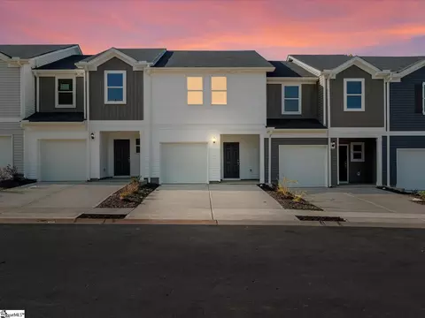 843 Ernest Ln, Lyman, SC 29365