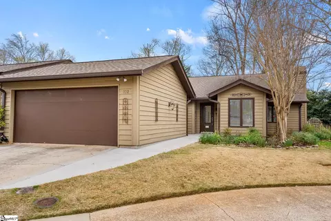 332 Skylark Cir, Greer, SC 29650
