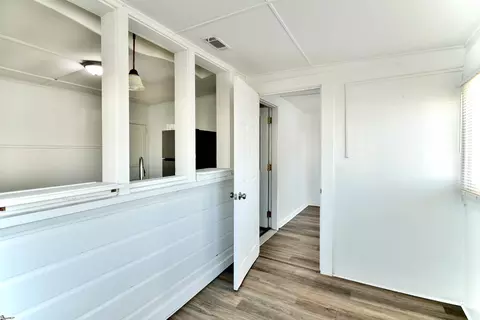 Entry Way - 210 Walnut Hill Dr, Easley, SC 29642 photo 2 of 5
