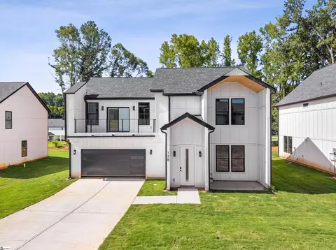 178 Buncombe St, Woodruff, SC 29388