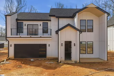 178 Buncombe St, Woodruff, SC 29388