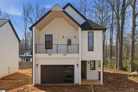 182 Buncombe St, Woodruff, SC 29388
