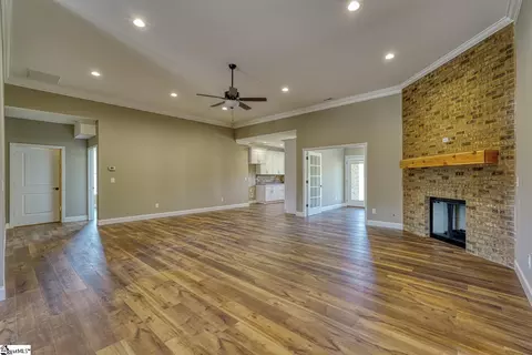 756 Ruby Golightly Dr, Inman, SC 29349 photo 3