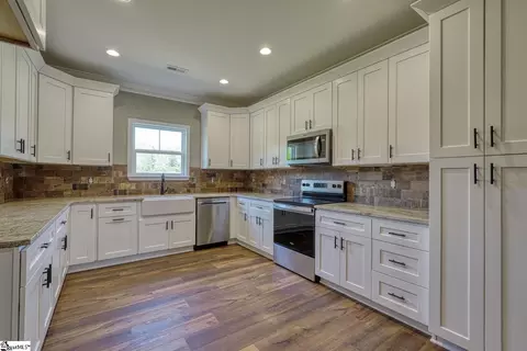 756 Ruby Golightly Dr, Inman, SC 29349 photo 5