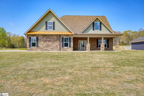 756 Ruby Golightly Dr, Inman, SC 29349