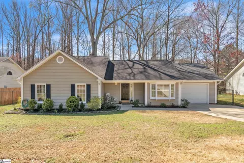 104 Boxelder Ln, Simpsonville, SC 29680