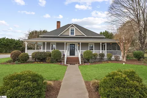 305 E Prince Rd, Landrum, SC 29356