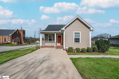549 N Forest St, Spartanburg, SC 29303