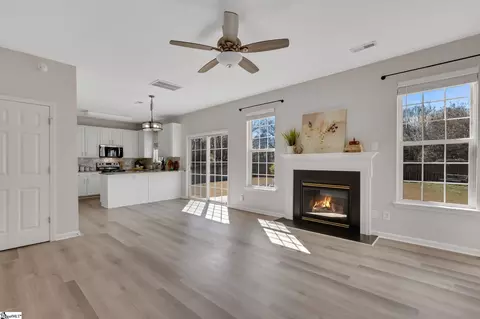Living - 6 Kylemore Ln, Greer, SC 29650 photo 1 of 3
