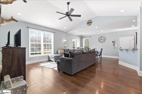 Entry Way - 103 Brook Way, Liberty, SC 29657 photo 2 of 2