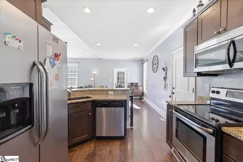 Kitchen - 103 Brook Way, Liberty, SC 29657 photo 2 of 3