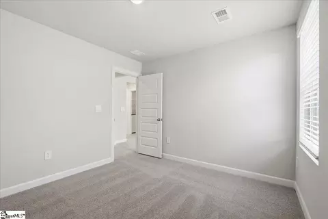 Bedroom - 303 Shortleaf Ln, Pendleton, SC 29670 photo 5 of 9