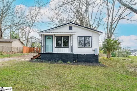 410 E South 3rd St, Seneca, SC 29678