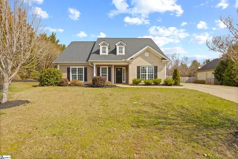 1 Laurel Grove Dr, Simpsonville, SC 29681