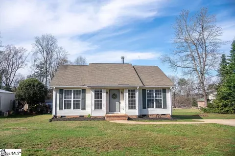 137 Sky View Cir, Liberty, SC 29657