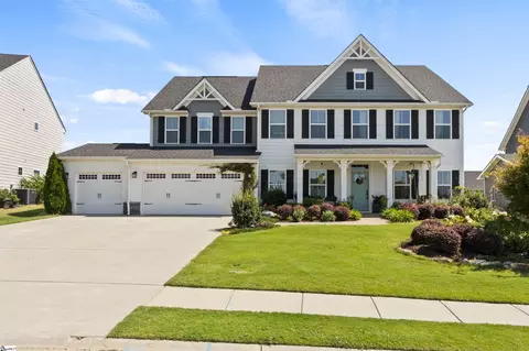 8 Blackfoot Rd, Greenville, SC 29607