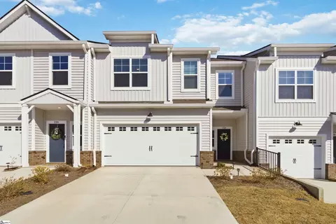 218 Crimson Tree Ct, Greenville, SC 29607