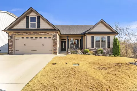 119 Marshfield Trl, Simpsonville, SC 29680