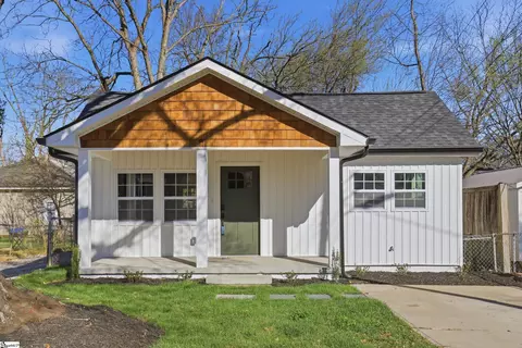 101 Hawkins St, Greenville, SC 29611