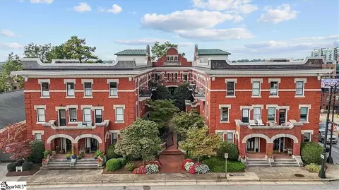 400 E Washington St UNIT 13, Greenville, SC 29601