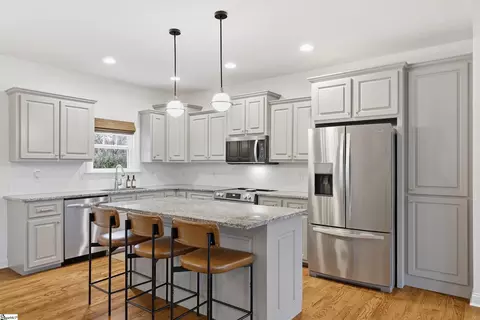 Kitchen - 14 Hickory St, Williamston, SC 29697 photo 1 of 3
