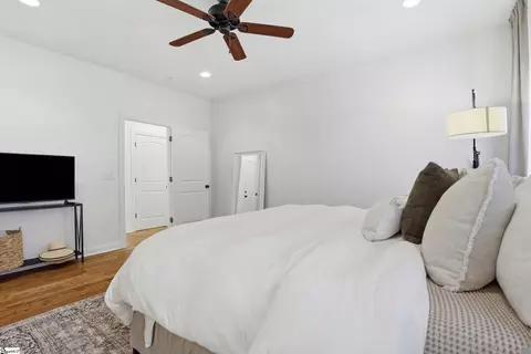 Bedroom - 14 Hickory St, Williamston, SC 29697 photo 2 of 6