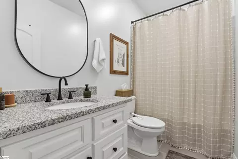 Bath - 14 Hickory St, Williamston, SC 29697 photo 4 of 4
