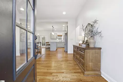 Entry Way - 14 Hickory St, Williamston, SC 29697 photo 1 of 2
