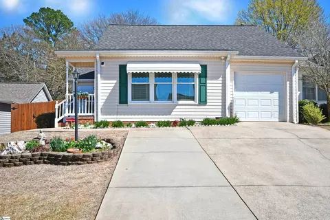 Exterior - 103 Baldwin Pl, Easley, SC 29642 photo 2 of 12
