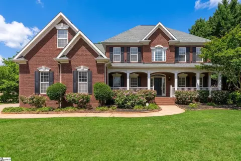 501 Mossy Ledge Ln, Simpsonville, SC 29681